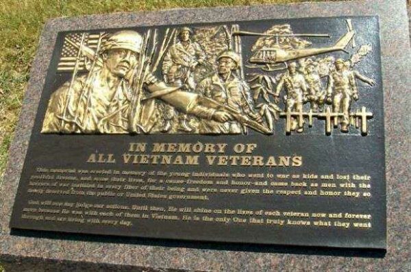 VETERANS MEMORIAL OF TIMELESS HONOR VIETNAM WAR PLAQUE