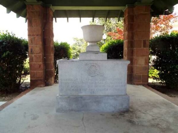 ANSON COUNTY WORLD WAR I MEMORIAL DRINKING FOUNTAIN
