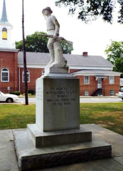 MONTGOMERY COUNTY WAR VETERANS MEMORIAL RIGHT SIDE