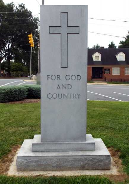 ALEXANDER COUNTY WORLD WARS MEMORIAL BACK