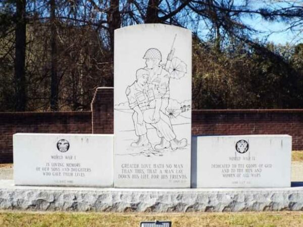 PISGAH GARDENS CEMETERY WAR VETERANS MEMORIAL FRONT