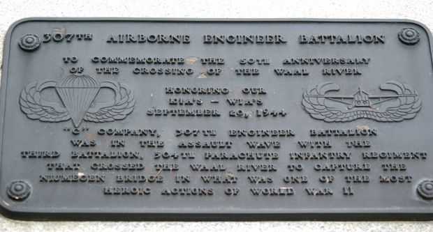 307TH AIRBORNE ENGINEER BATTALION WAR MEMORIAL PLAQU