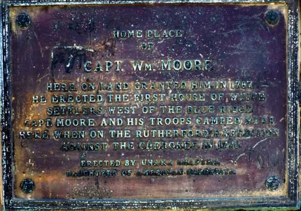 CAPT. WM. MOORE REVOLUTIONARY WAR MEMORIAL PLAQUE