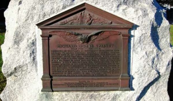 RICHARD DOBBS SPAIGHT REVOLUTIONARY WAR MEMORIAL PLAQUE