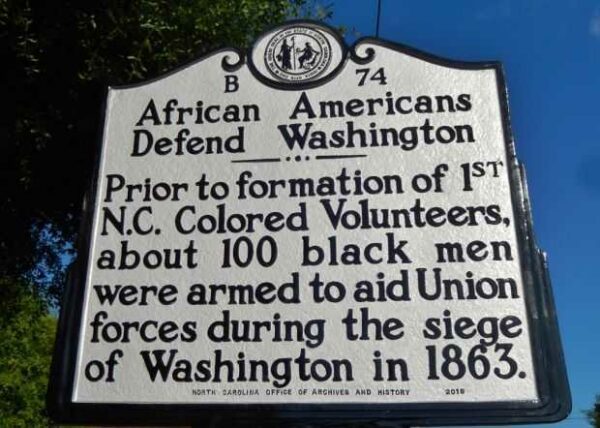 AFRICAN AMERICANS DEFEND WASHINGTON WAR MEMORIAL MARKER