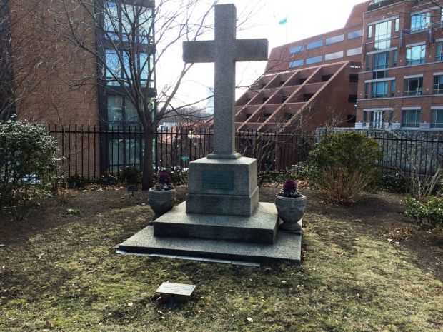 GRACE EPISCOPAL CHURCH WORLD WAR I MEMORIAL