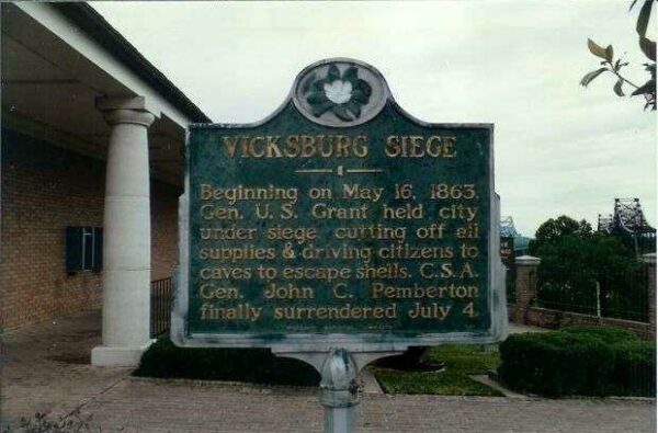 VICKSBURG SIEGE WAR MEMORIAL MARKER
