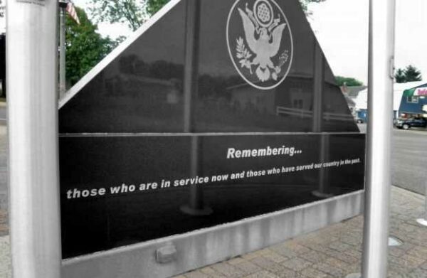 FREEPORT LIONS CLUB VETERANS MEMORIAL BACK