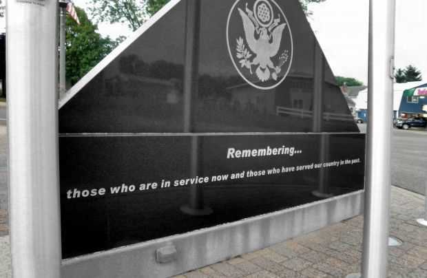 FREEPORT LIONS CLUB VETERANS MEMORIAL BACK