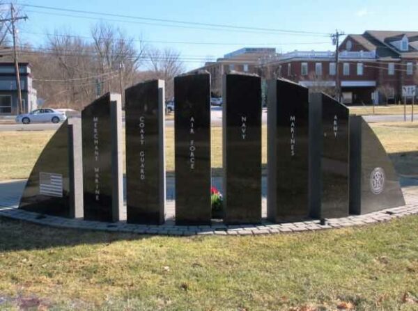 ENFIELD MONUMENT TO VETERANS BACK