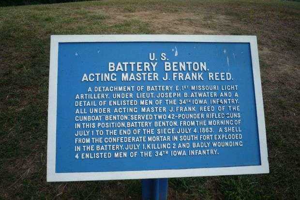 BATTERY BENTON WAR MEMORIAL CANNON PLAQUE