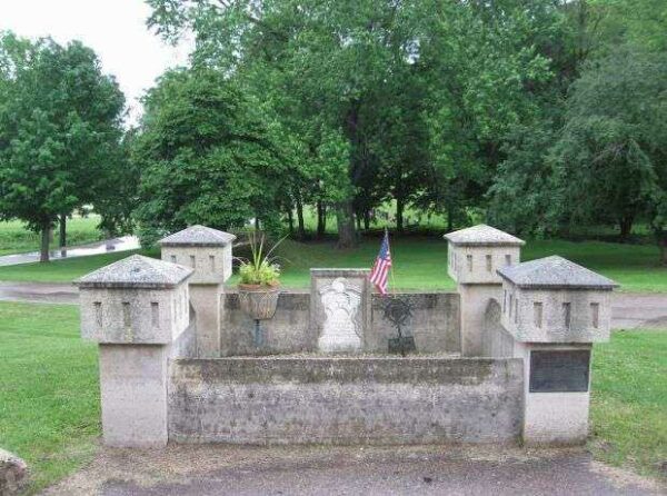 REVOLUTIONARY SOLDIER STEPHEN TAYLOR WAR MEMORIAL