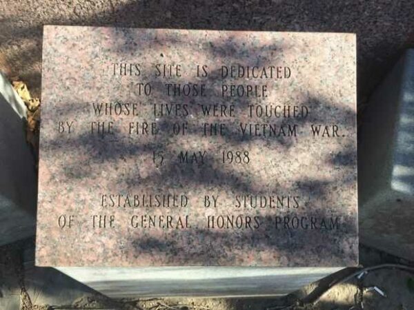 UNIVERSITY OF MARYLAND VIETNAM WAR MEMORIAL DEDICATION STONE