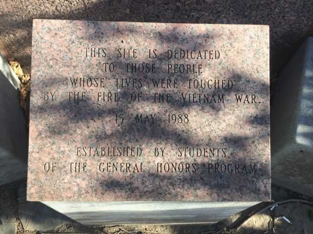 UNIVERSITY OF MARYLAND VIETNAM WAR MEMORIAL DEDICATION STONE