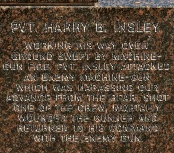 DISTINGUISHED SERVICE CROSS WAR MEMORIAL HONOR STONE D