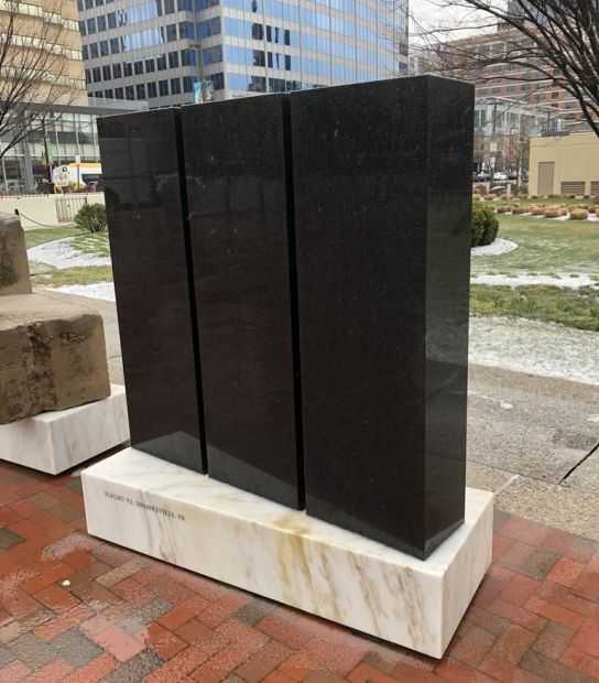 REMEMBERING MARYLANDERS WHO PERISHED ON 9.11.2001 MEMORIAL STONE C