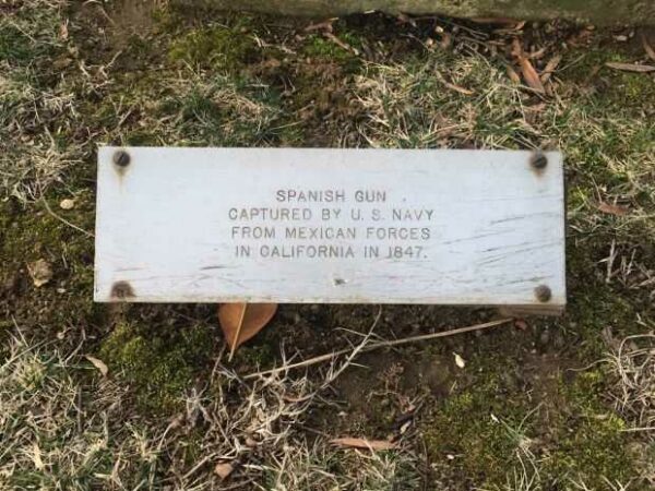 SPANISH GUN MEMORIAL PLAQUE