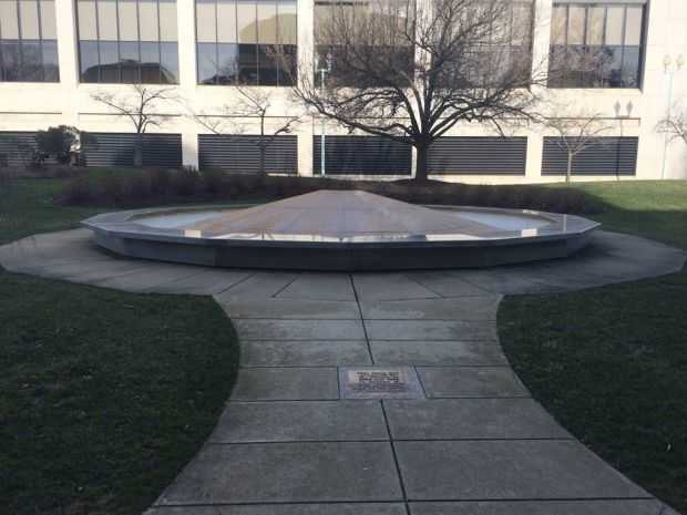 CLASSES OF 1958 AND 1959 MEMORIAL PLAZA
