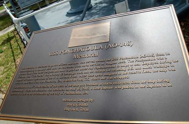 USS PONBCHATOULA (AO-148) MEMORIAL STERN PLAQUE A