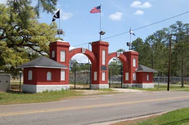 ST. TAMMANY PARISH WORLD WAR I MEMORIAL ARCHES