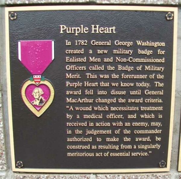PURPLE HEAR WAR MEMORIAL PLAQUE