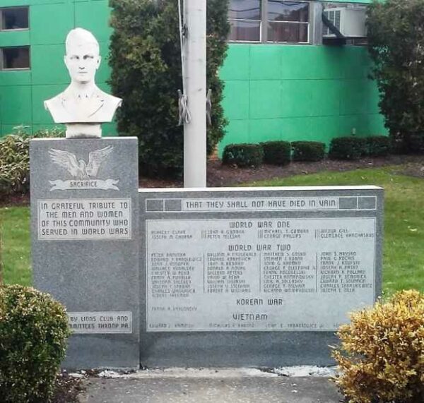 SCRANTON HONORED DEAD WAR MEMORIAL