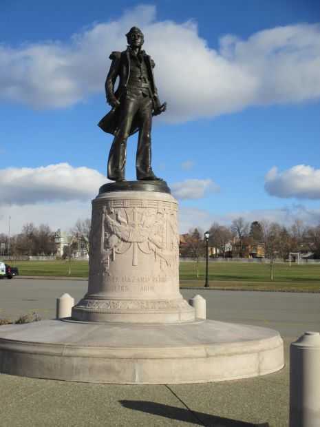 OLIVER HAZARD PERRY WAR MEMORIAL