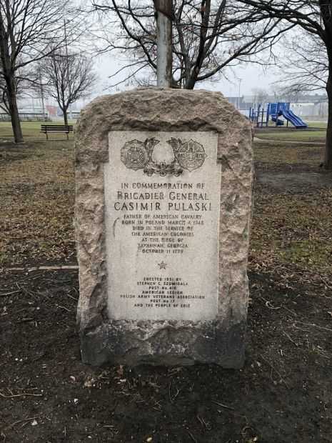 IN COMMEMORATION OF BRIGADIER GENERAL CASIMIR PULASKI WAR MEMORIAL