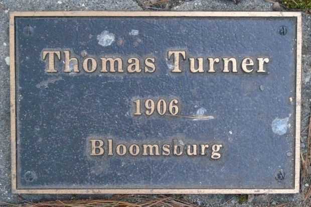 WAR HERO MEMORIAL PINERY HONOR PLAQUE N