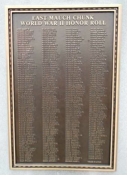 EAST MAUCH CHUNK WORLD WAR II HONOR ROLL MEMORIAL PLAQUE B