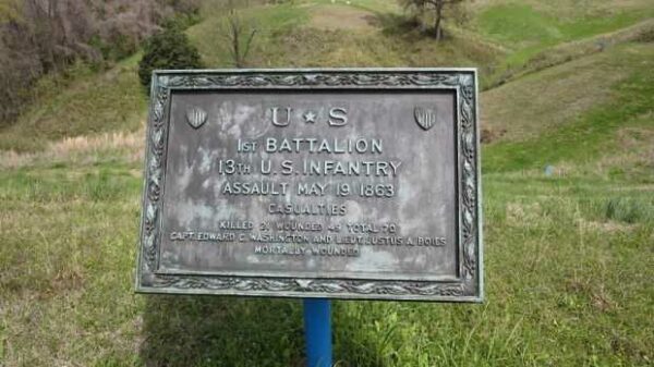 U * S 1ST BATTALION WAR MEMORIAL PLAQUE