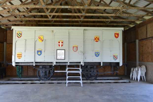 FORT WAYNE FORTY ET EIGHT MEMORIAL RAILROAD CAR
