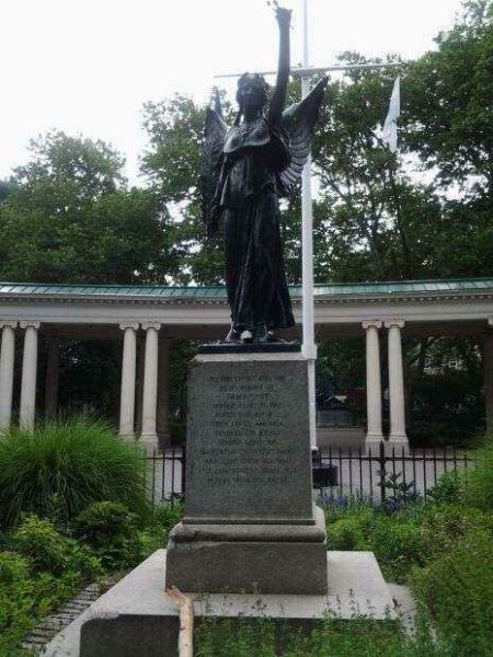 GREENPOINT WORLD WAR I MEMORIAL