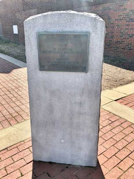 IN MEMORIAM UNITED SPANISH WAR VETERANS MEMORIAL