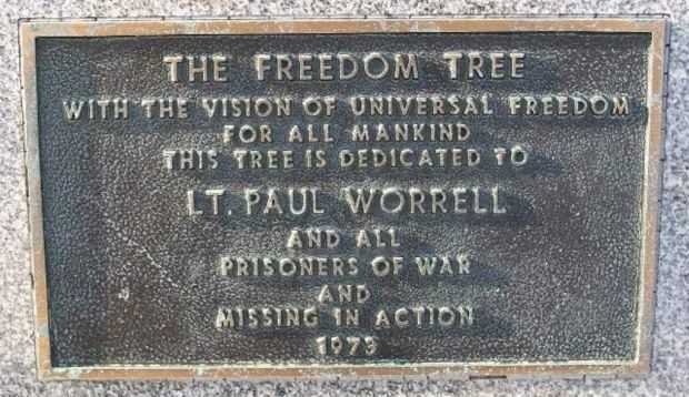 THE FREEDOM TREE LT. PAUL WORRELL MEMORIAL PLAQUE