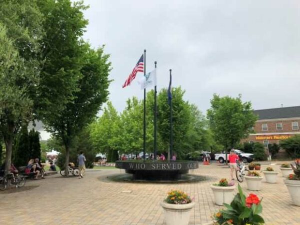 VIENNA VETERANS MEMORIAL FOUNTAIN