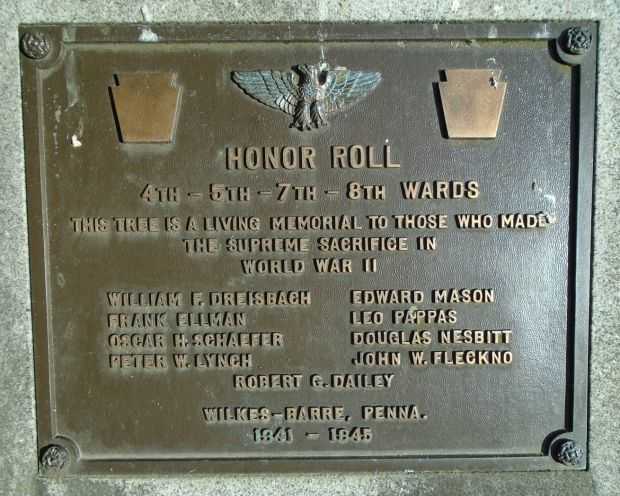 4TH-5TH-7TH-8TH WARDS WORLD WAR II HONOR ROLL MEMORIAL TREE PLAQUE