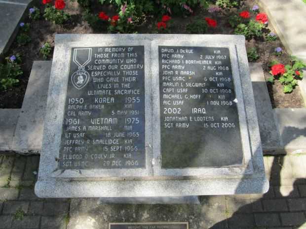 NEWARK ULTIMATE SACRIFICE WAR MEMORIAL