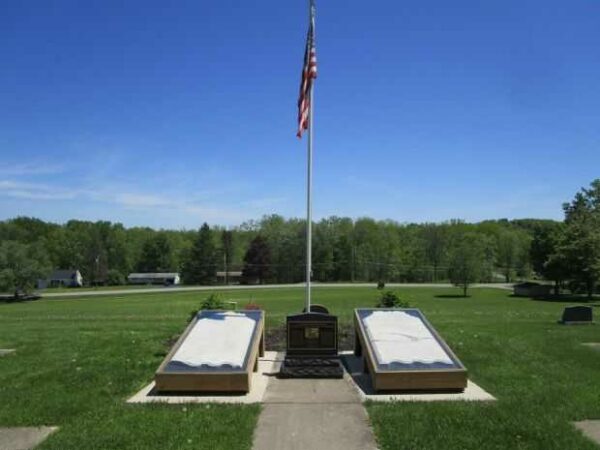 MACEDON VILLAGE CEMETERY AMERICAN CIVIL WAR MEMORIAL
