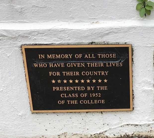 FOR GOD AND COUNTRY WAR MEMORIAL PLAQUE A