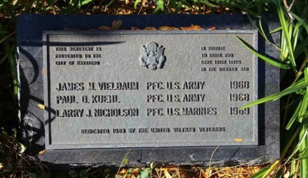 CITY OF HARTFORD VIETNAM VETERANS MEMORIAL PLAQUE A