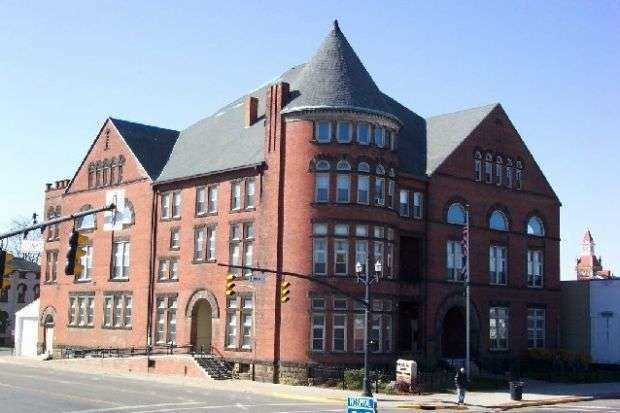 PICKAWAY COUNTY WAR MEMORIAL BUILDING