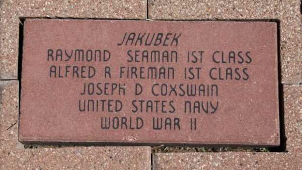 MENASHA’S ISLE OF VALOR MEMORIAL PAVER C