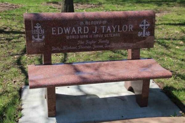 MENASHA’S ISLE OF VALOR MEMORIAL BENCH C