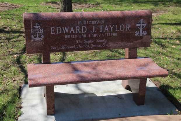 MENASHA’S ISLE OF VALOR MEMORIAL BENCH C