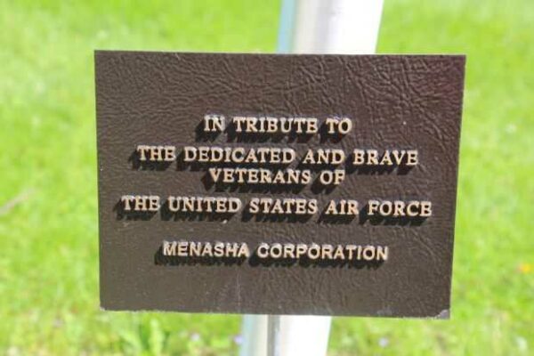 MENASHA’S ISLE OF VALOR MEMORIAL FLAGPOLE PLAQUE B