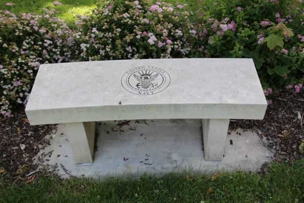 OSHKOSH COMMUNITY’S WAR VETERANS MEMORIAL BENCH D