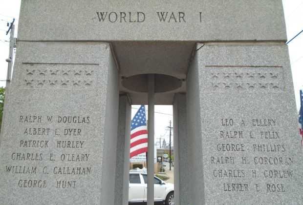 ROCKLAND WAR VETERANS MEMORIAL STONE C