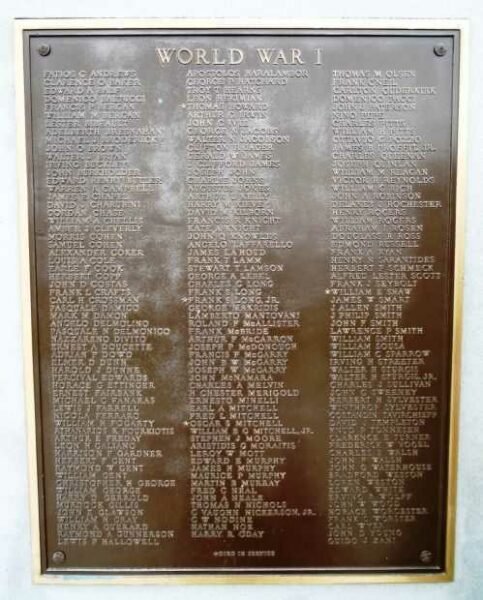 HULL WAR VETERANS MEMORIAL PLAQUE B