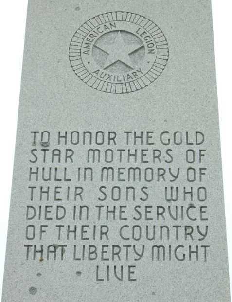 HULL GOLD STAR MOTHERS MEMORIALS STONE A